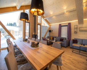 Chalet | Dining