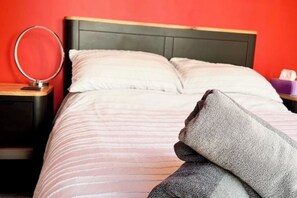 1 bedroom, iron/ironing board, WiFi, bed sheets