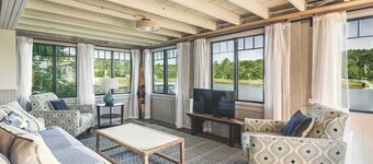 Stay at Little River