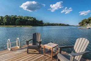 Property grounds - Stay at Little River (Gloucester)