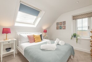 5 chambres, fer et planche à repasser, accès Internet, draps fournis