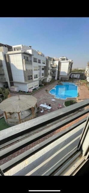 Apartament Premier | 2 dormitoris, habitacions insonoritzades i planxa i posts de planxar