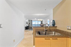 Interior - Exquisite Oceanfront 2-bedroom condo with wraparound balconay in Sunny Isles (Sunny Isles Beach)