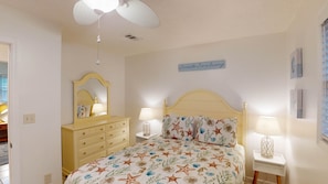 3 bedrooms, iron/ironing board, free WiFi