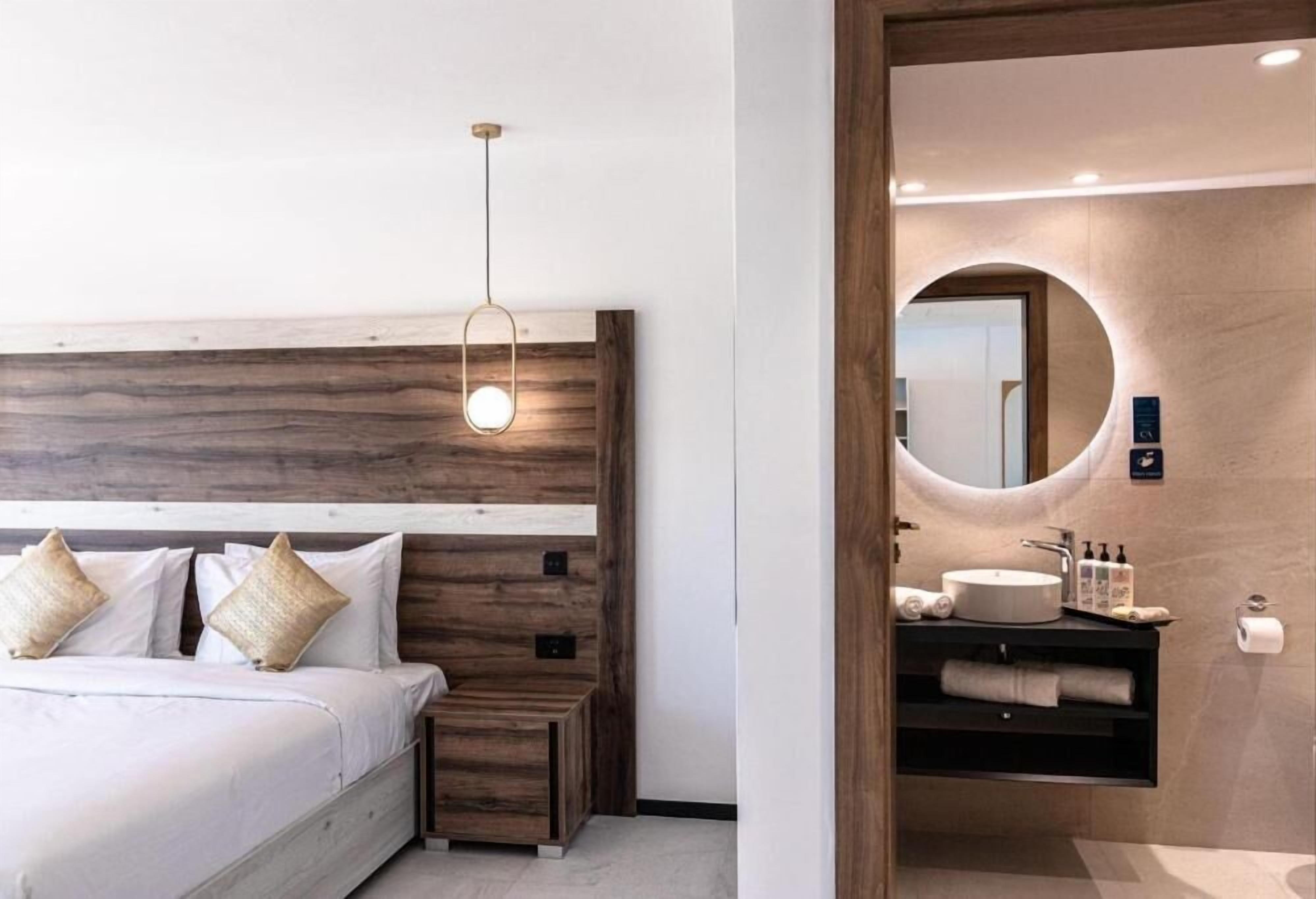 Photo - CA Sand Dune Hotel