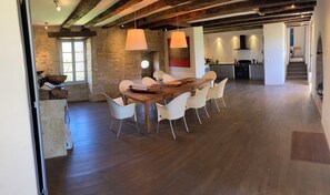 Dining - Beautiful Perigordian Falconry with private pool set among mature trees and lawn (Granges-d'Ans)