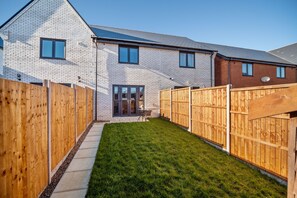 House | Exterior - Folkestone Coastal Hideout With Free Parking (Folkestone)