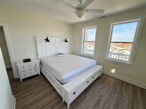 4 bedrooms, free WiFi, bed sheets