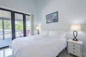 2 bedrooms, iron/ironing board, travel cot, free WiFi