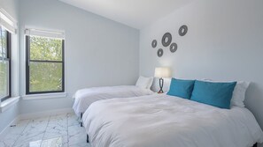2 camere, ferro/asse da stiro, culla da viaggio, Wi-Fi gratuito