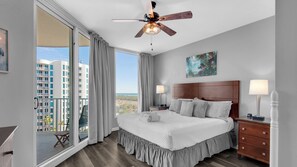 2 bedrooms, iron/ironing board, WiFi, bed sheets - 2BR, Pools, Courts, Gulf Views & Mins to Beach + Free Attraction Tickets! (Destin)