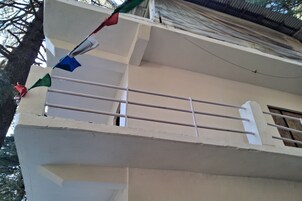 Quarto casal, vista para a montanha