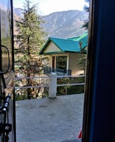 Quarto casal, vista para a montanha