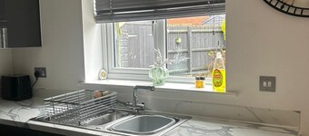 Idyllic 2Bed Countryside Retreat with Free Parking
