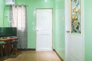 Interior - Zids Island Emprise Beach House (Pagudpud)