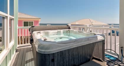 New Construction! Beachfront, 3 Bedroom/3.5 Bath, Pool, Hot Tub, Pet Friendly