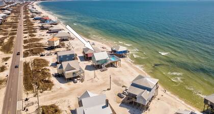 New Construction! Beachfront, 3 Bedroom/3.5 Bath, Pool, Hot Tub, Pet Friendly