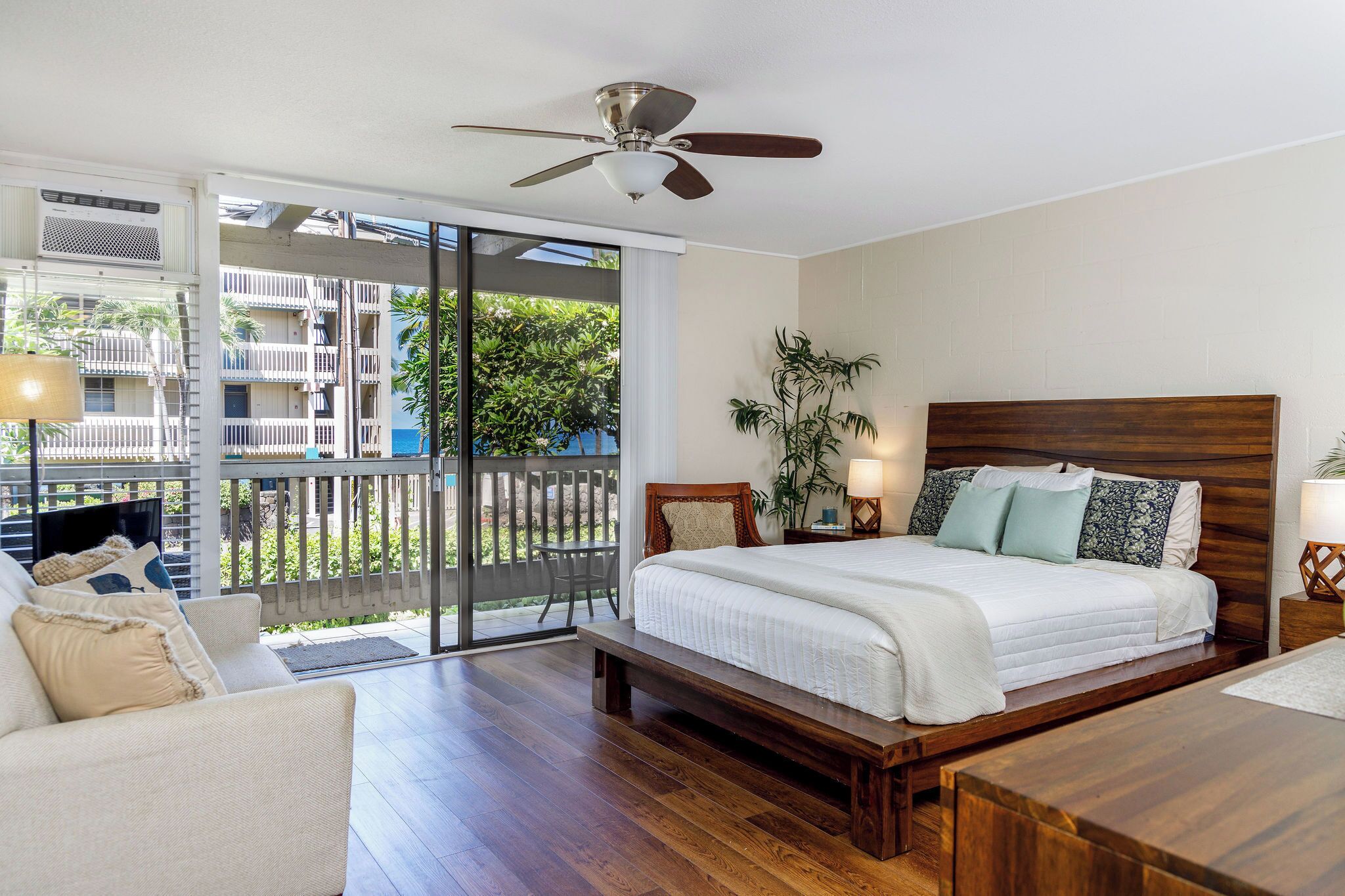 1 dormitorio, tabla de planchar con plancha, wifi gratis y ropa de cama