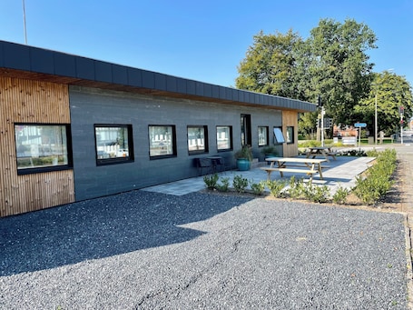 Fachada de la propiedad