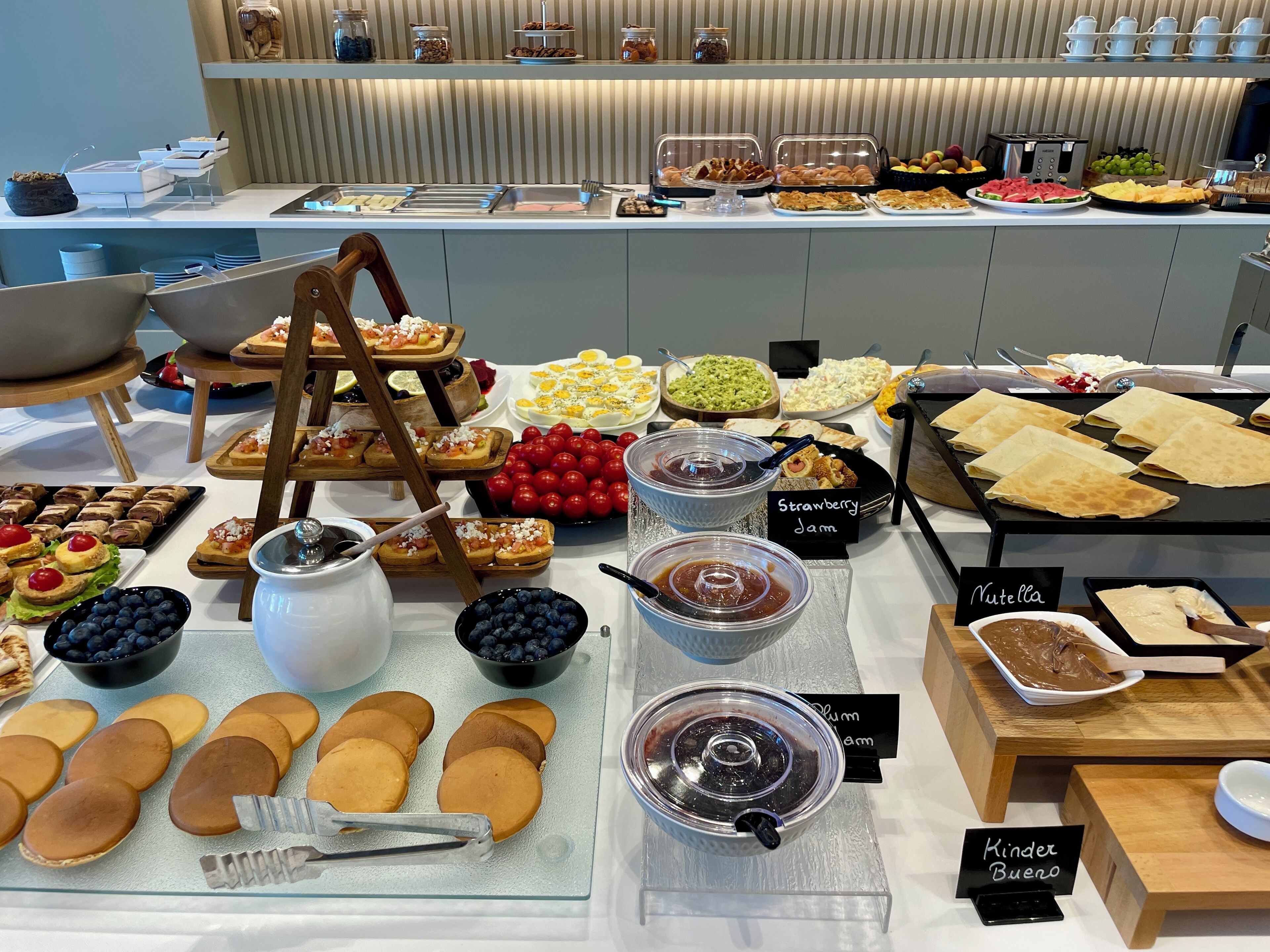 Colazione a buffet inclusa, servita tutte le mattine 