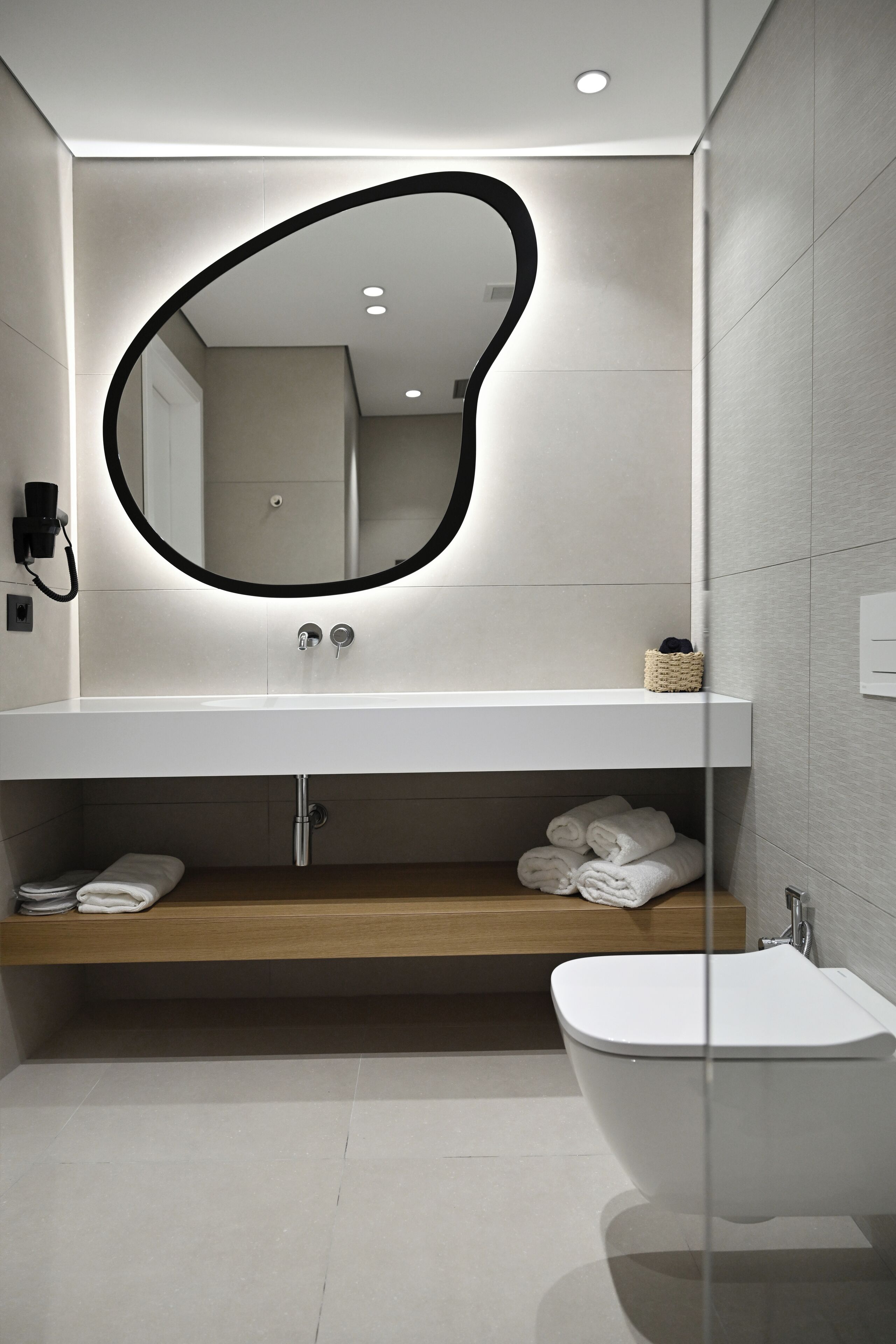 Photo - Asters Hotel