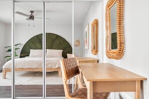 4 dormitorios, tabla de planchar con plancha, wifi gratis y ropa de cama