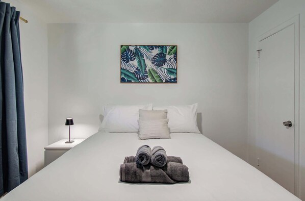 3 bedrooms, WiFi, bed sheets