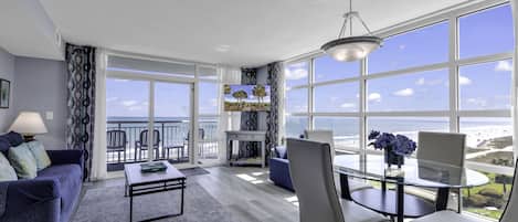 Exclusive-Apartment, 2 Schlafzimmer, Nichtraucher, Strandblick | Wohnzimmer