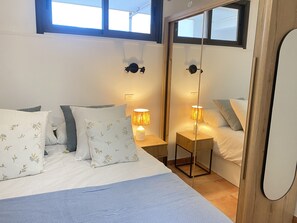 2 bedrooms, in-room safe, iron/ironing board, free WiFi - OHLALIFE !ACHACAY 8 (Los Cristianos)