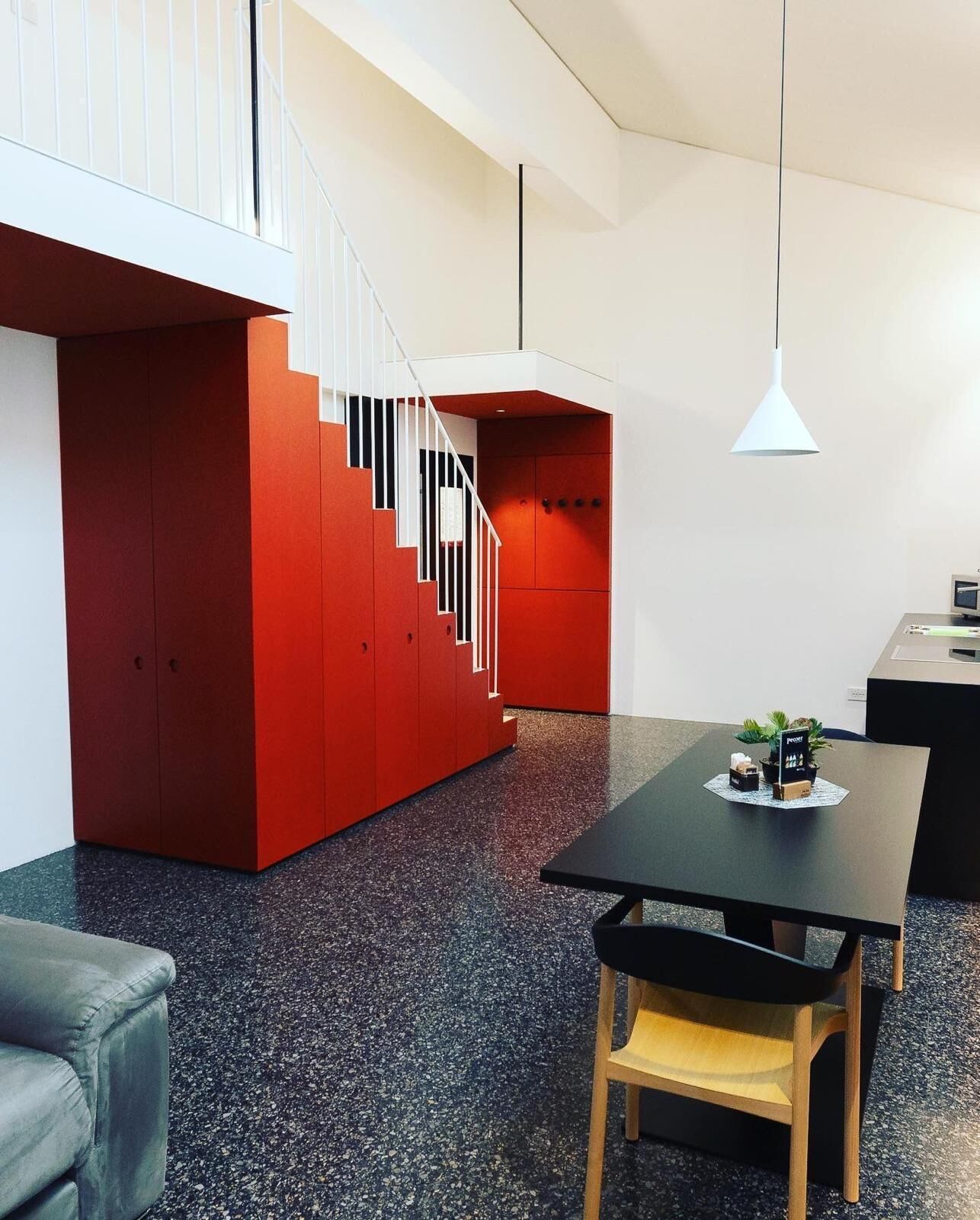 Appartement, 1 slaapkamer, keuken | Privékeuken | Een minikoelkast, een kookplaat, een vaatwasser, een waterkoker