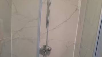 Handtücher, Toilettenpapier