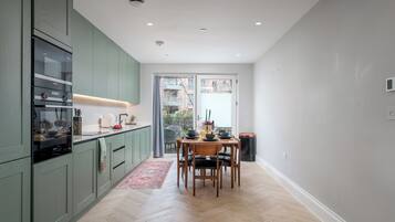 Microwave, oven, stovetop