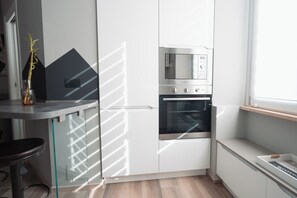 Fridge, microwave, oven, stovetop - The Pearl of the Appian Way (Roma)