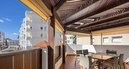 V Centenario free parking by Staycare