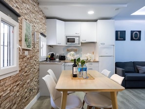 Fridge, microwave, coffee/tea maker, toaster