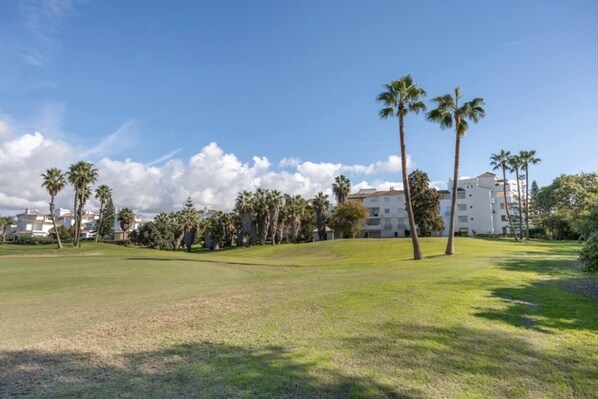 Unclassified image, 1 of 33, button - El Paraíso del Golf free parking by Staycare (Rota)