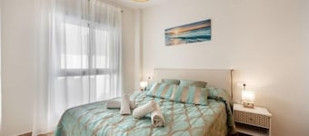 Isaac Peral by Staycare