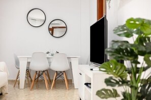 Interior - Los Girasoles Rota by Staycare (Rota)