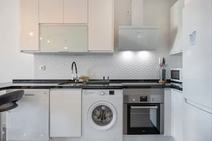 Private kitchen - Nerea Rota free parking by Staycare (Rota)