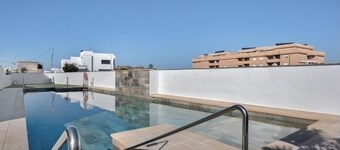 Nerea Rota free parking by Staycare
