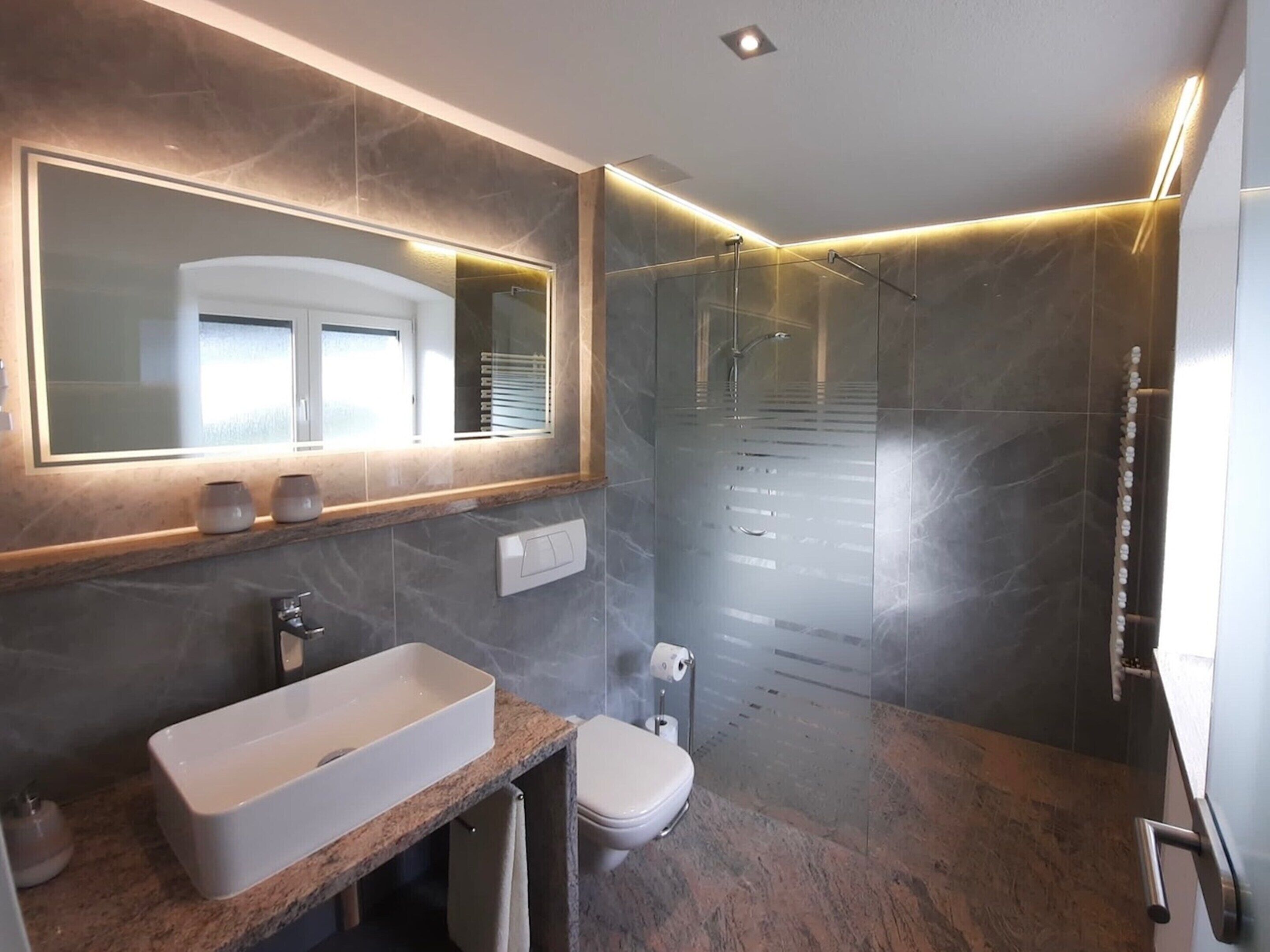 Apartment | Bathroom | Towels