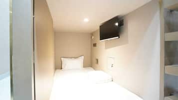 20 bedrooms, free WiFi