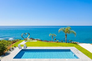 7 bedrooms - Villa Beach Heaven in Pomos (Pomos)
