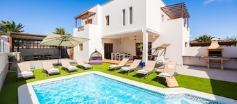 Las Caletas in Teguise