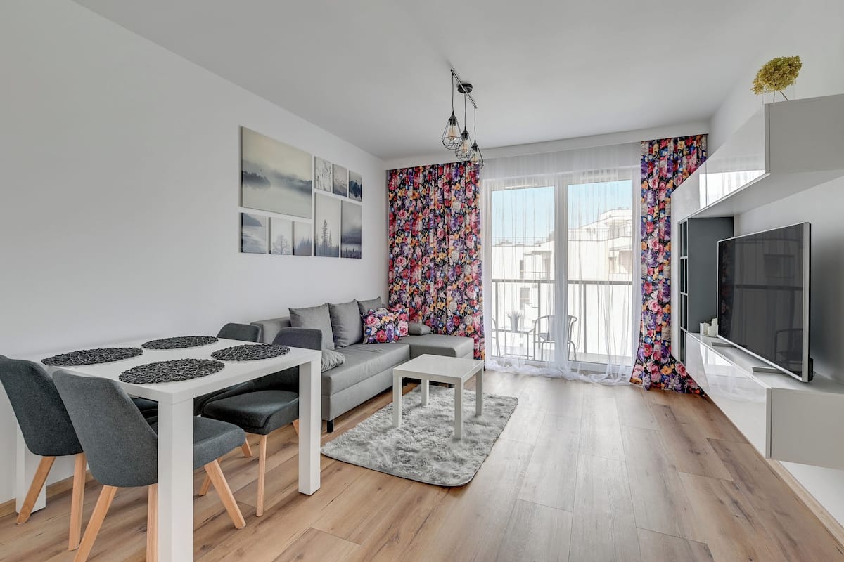 1 habitación, ropa de cama hipoalergénica y decoración personalizada