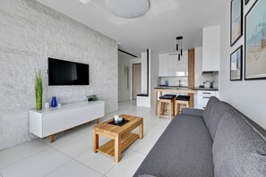 Departamento clásico, vista a la ciudad | Ropa de cama hipoalergénica y decoración personalizada 