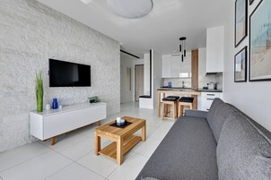 Hypo-allergenic bedding, individually decorated, individually furnished