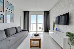 Classic Apartment, City View