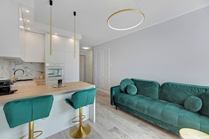 Deluxe Apartment - Seaside Gdańsk Letnica by Downtown Apartments (Gdansk)