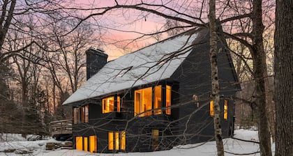 Classic Stratton Ski Chalet: Perfect for Families